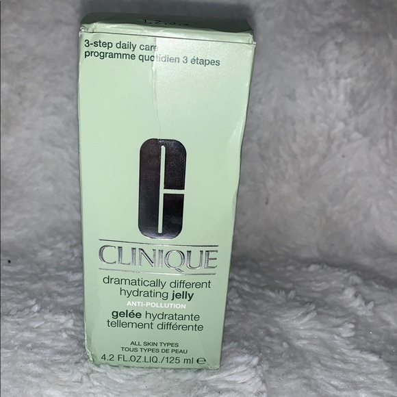 Clinique Dramatically Different Hydrating Jelly - Green - Picture 1 of 6